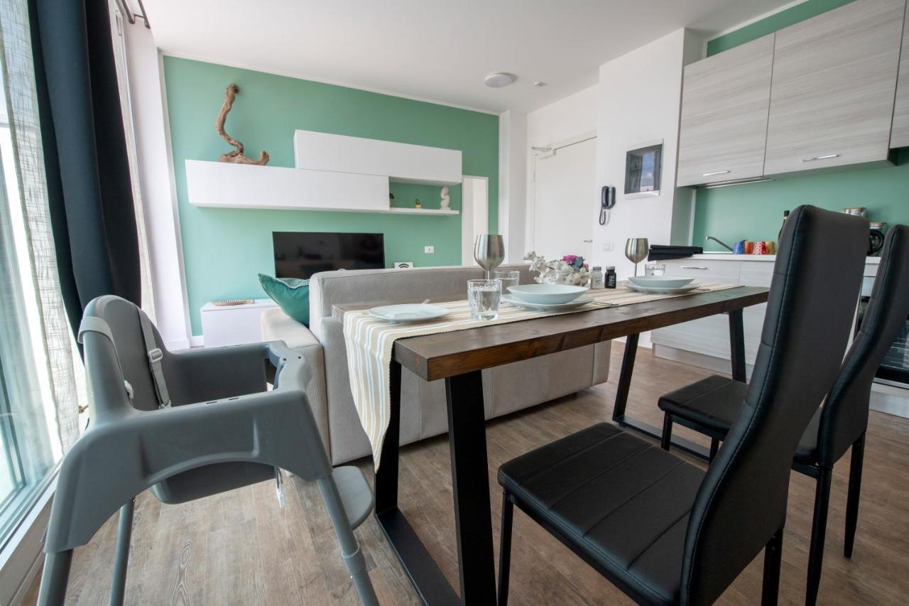 Appartamento Attico Luxury Con Parcheggio E Terrazza Vista Mozzafiato Genova Esterno foto
