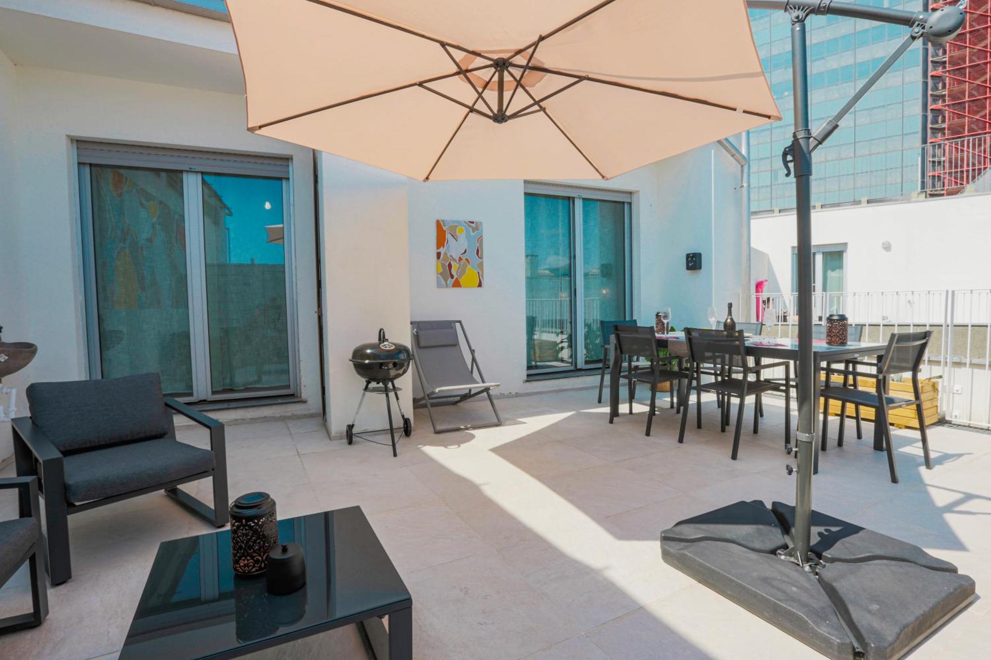 Appartamento Attico Luxury Con Parcheggio E Terrazza Vista Mozzafiato Genova Camera foto